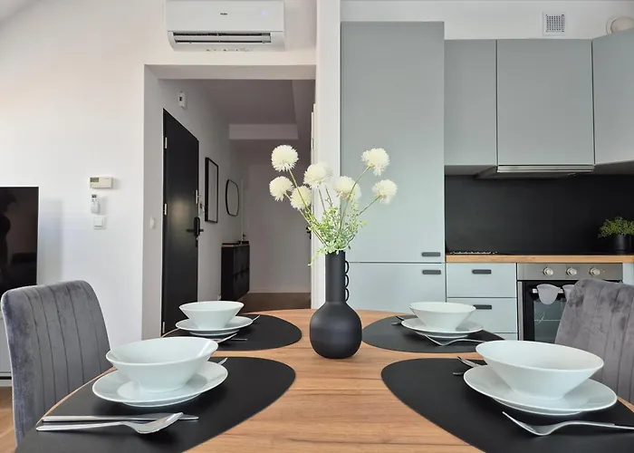 Apartment Raclawicka Poznan